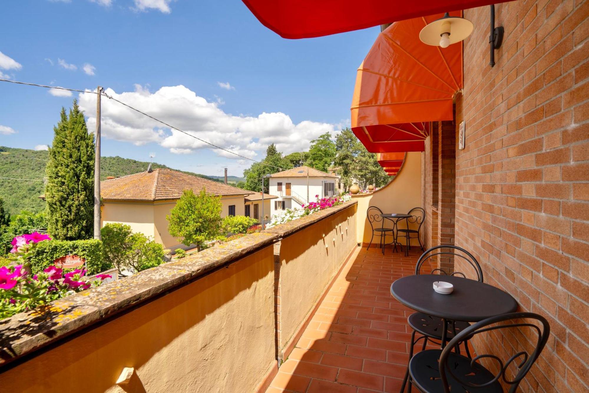 Casa Vacanze Con Piscina A San Gimignano Lejlighedshotel Eksteriør billede